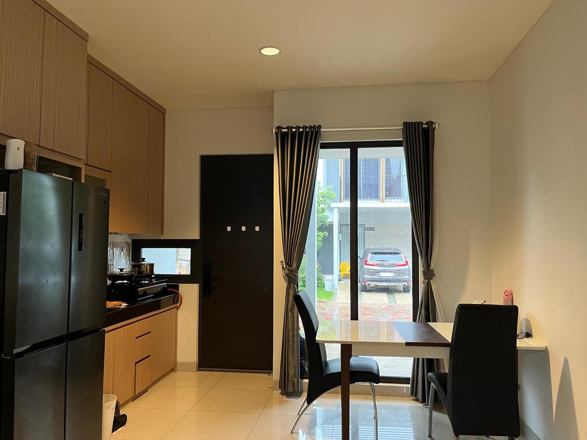 2 Floor Cozy House In Wisteria Jakarta Garden City Exterior foto